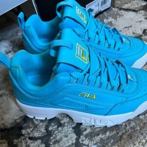 FILA Disruptor 11 Premium tennis shoes